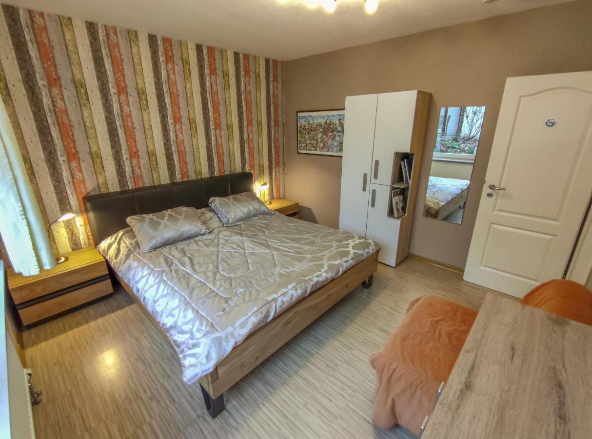 Apartment Ferienwohnung Cologne Cologne